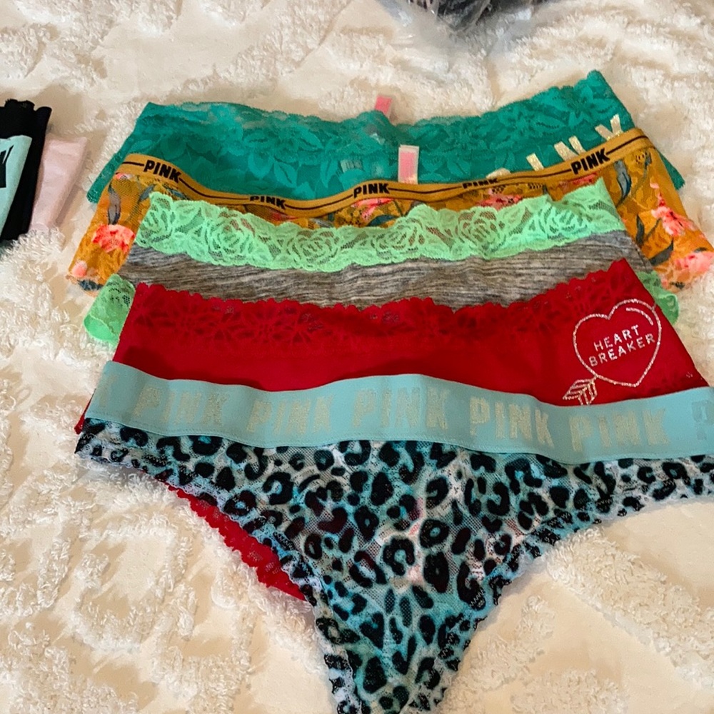 VS PINK LACE CHEEKY PANTIES